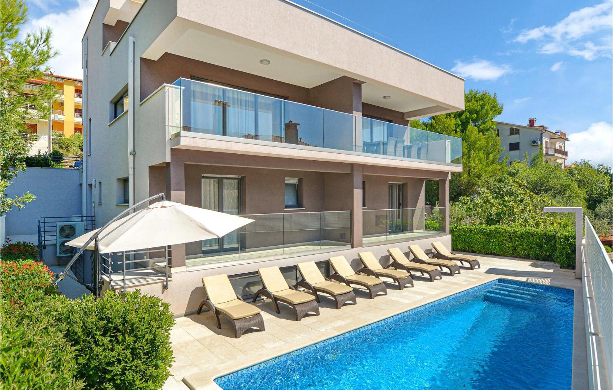 3 Bedroom Lovely In Rabac